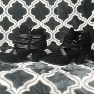 Charlotte Russe Black bootie heels size 6